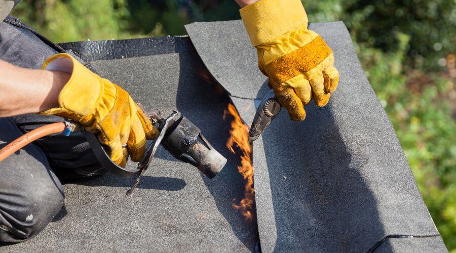 Professional flood damage restoration services in Oak, NE